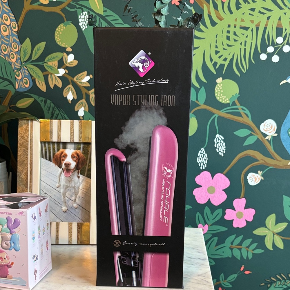 Pink Vapor Styling Iron